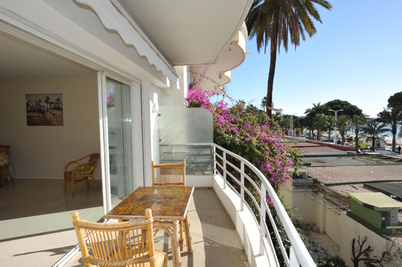 Cannes Rentals, Ref 128, John and John Real Estate, Cannes, France